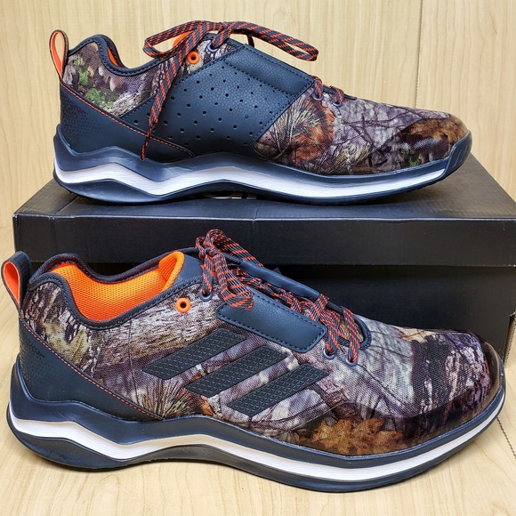 adidas baseball training shoes